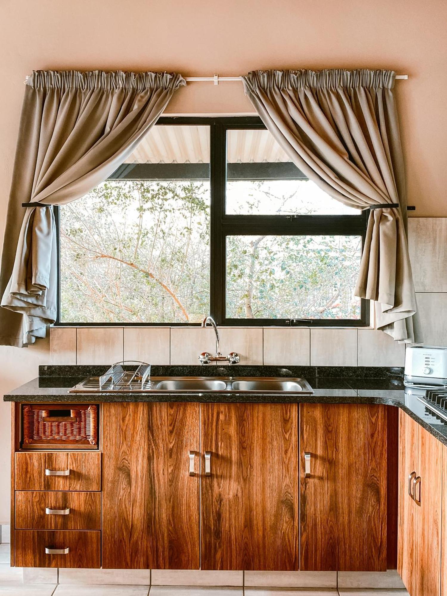 Umkhaya Lodge Mkuze Eksteriør bilde
